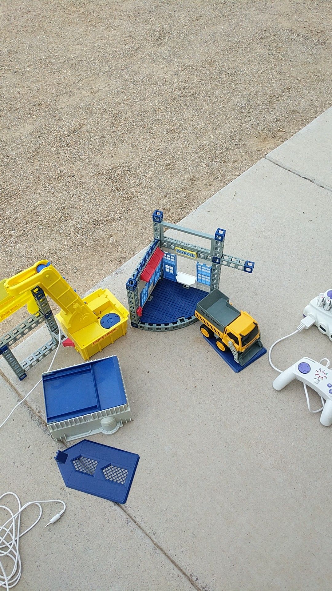ROKENBOK system remote control loader dump truck and conveyor