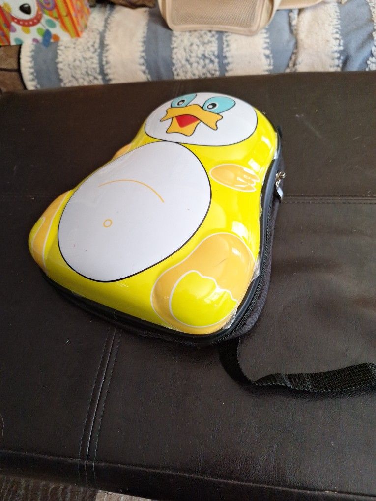 Toddlers Pinquin Backpack