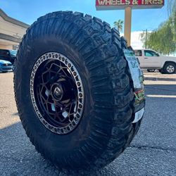 15x8 Fuel RZR & CAN AM Wheels And Tires 32x10.00x15 Atturo XT SXS