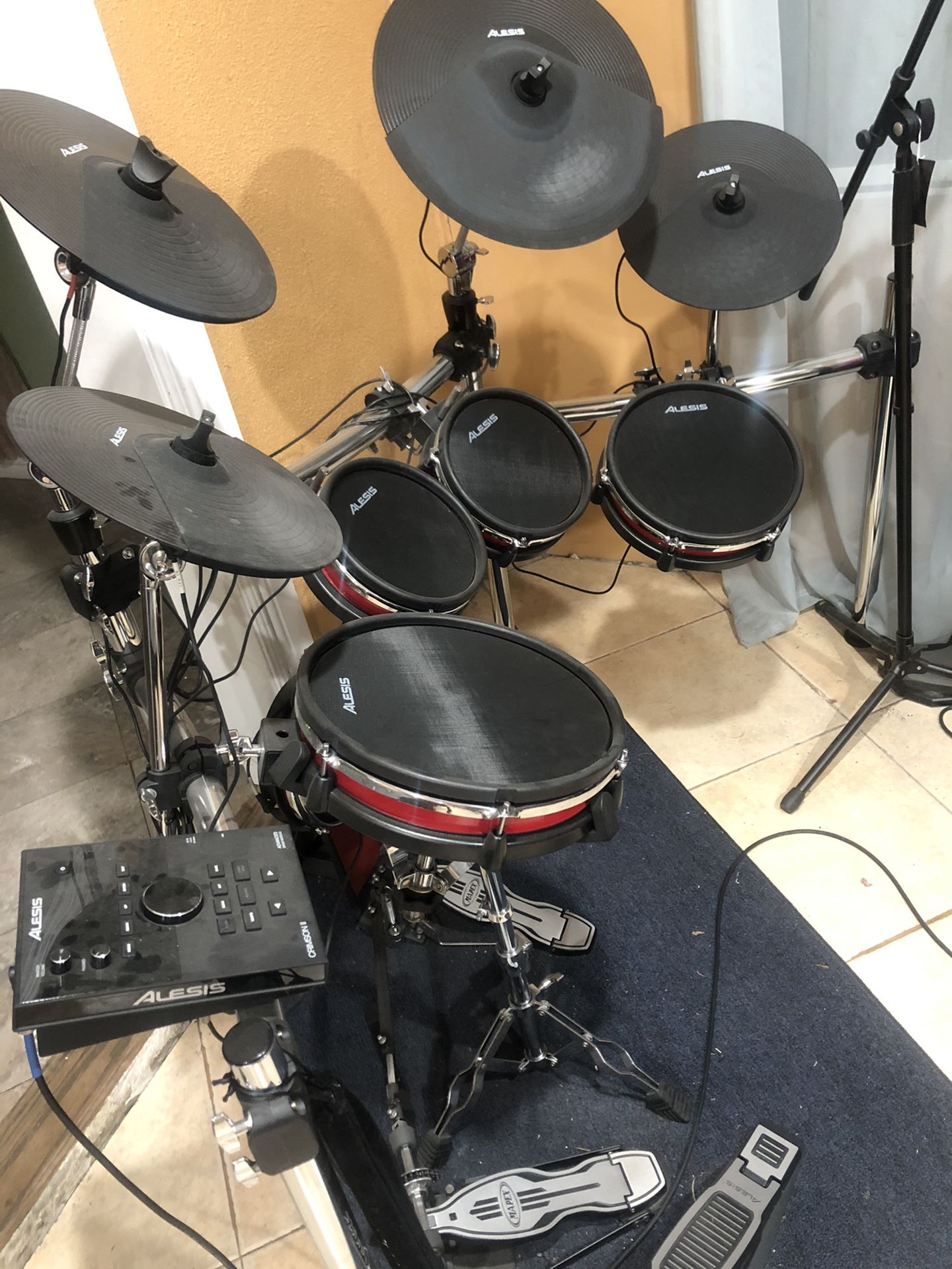 Alesis Crimson ll Double Bass UPGRADE Drum Kit (includes Amp 25watt