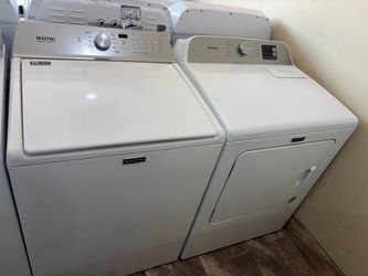 Maytag Washer and Dryer Set