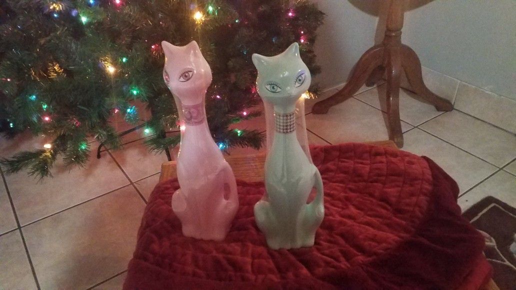 Vintage Avon Cat BUBBLE Bath Brand New In Original Packaging CHRISTMAS GIFTS