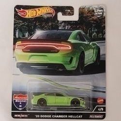 '20 Dodge Charger Hellcat Hot Wheels