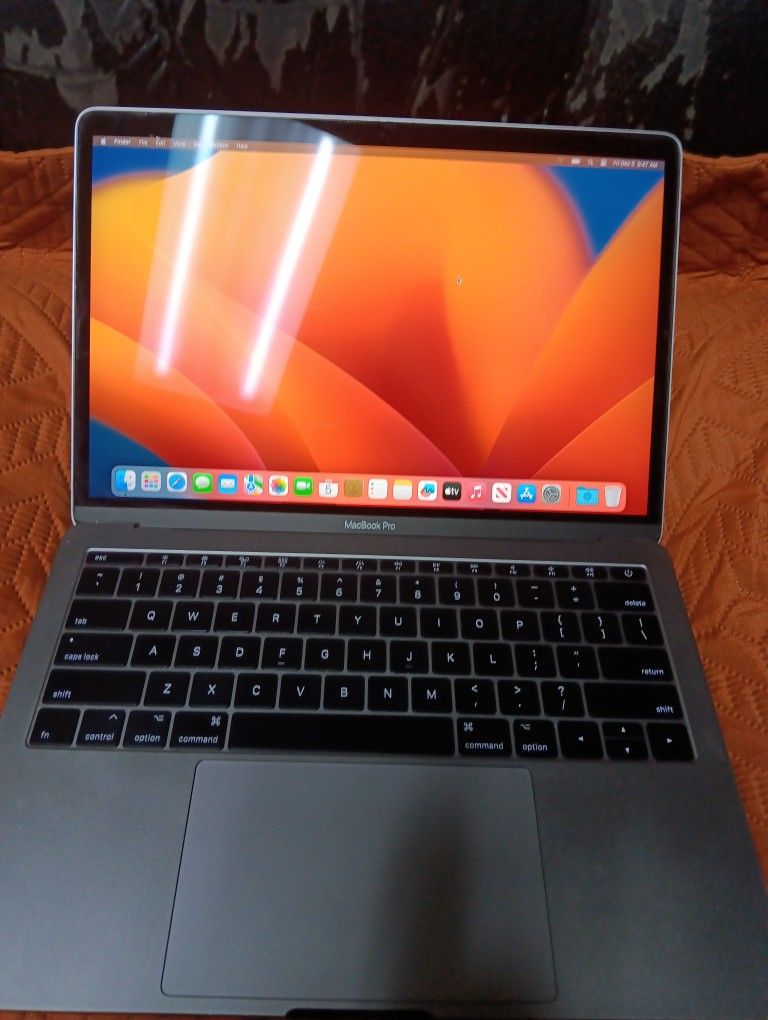 MacBook Pro Intel i5 20017