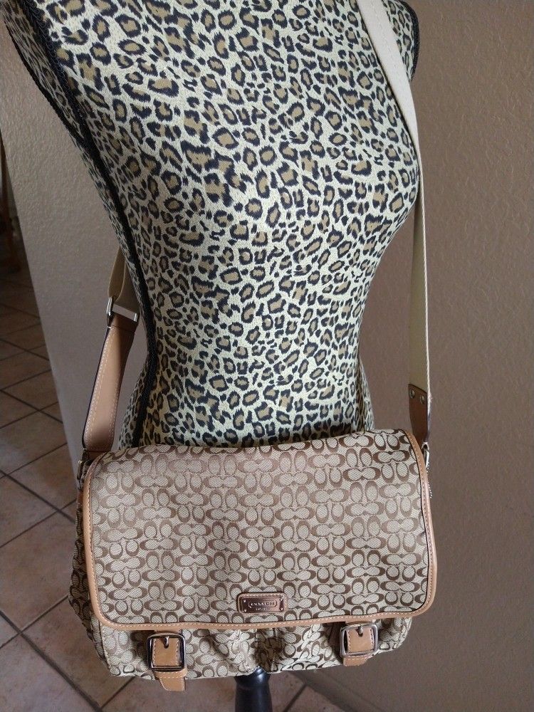 Coach Messenger Bag