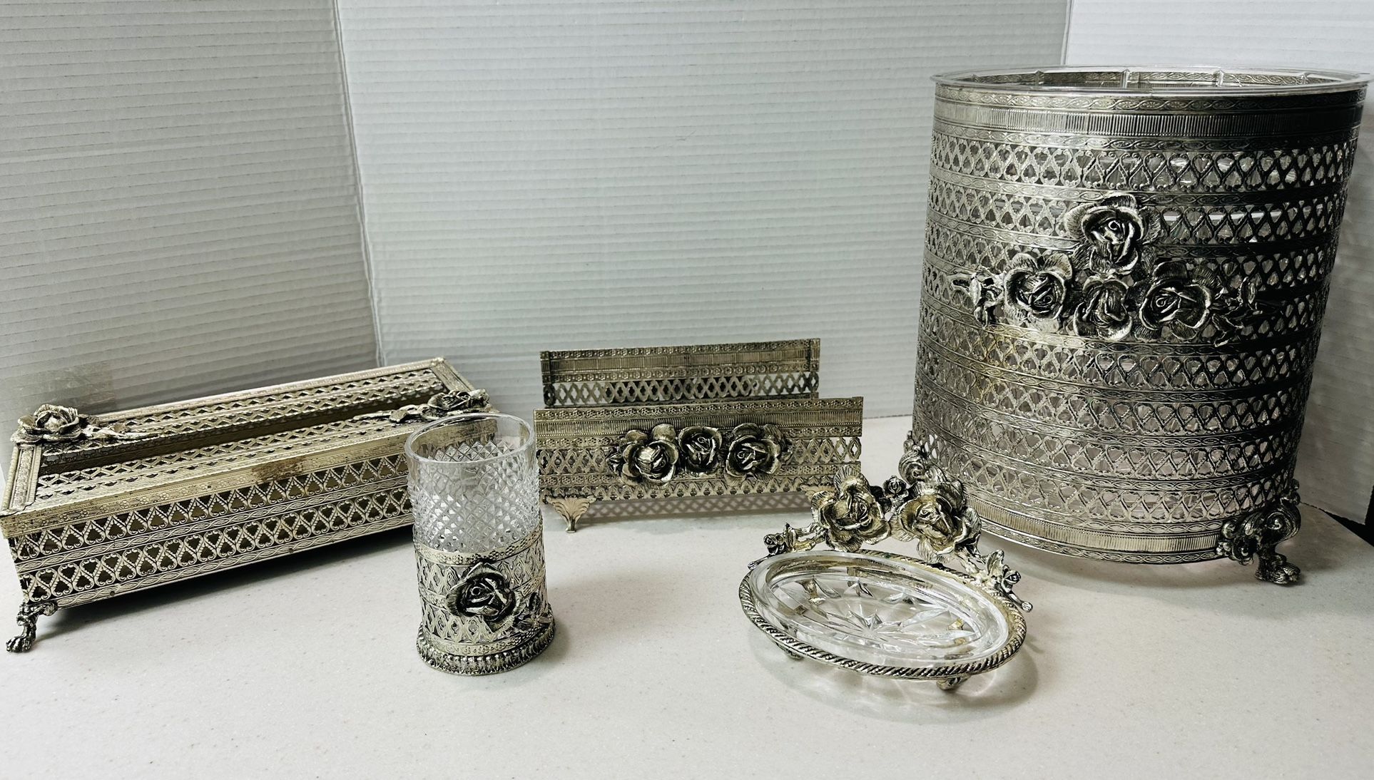 Vintage 5 Piece Filigree Silver-Tone Roses Bathroom Set.
