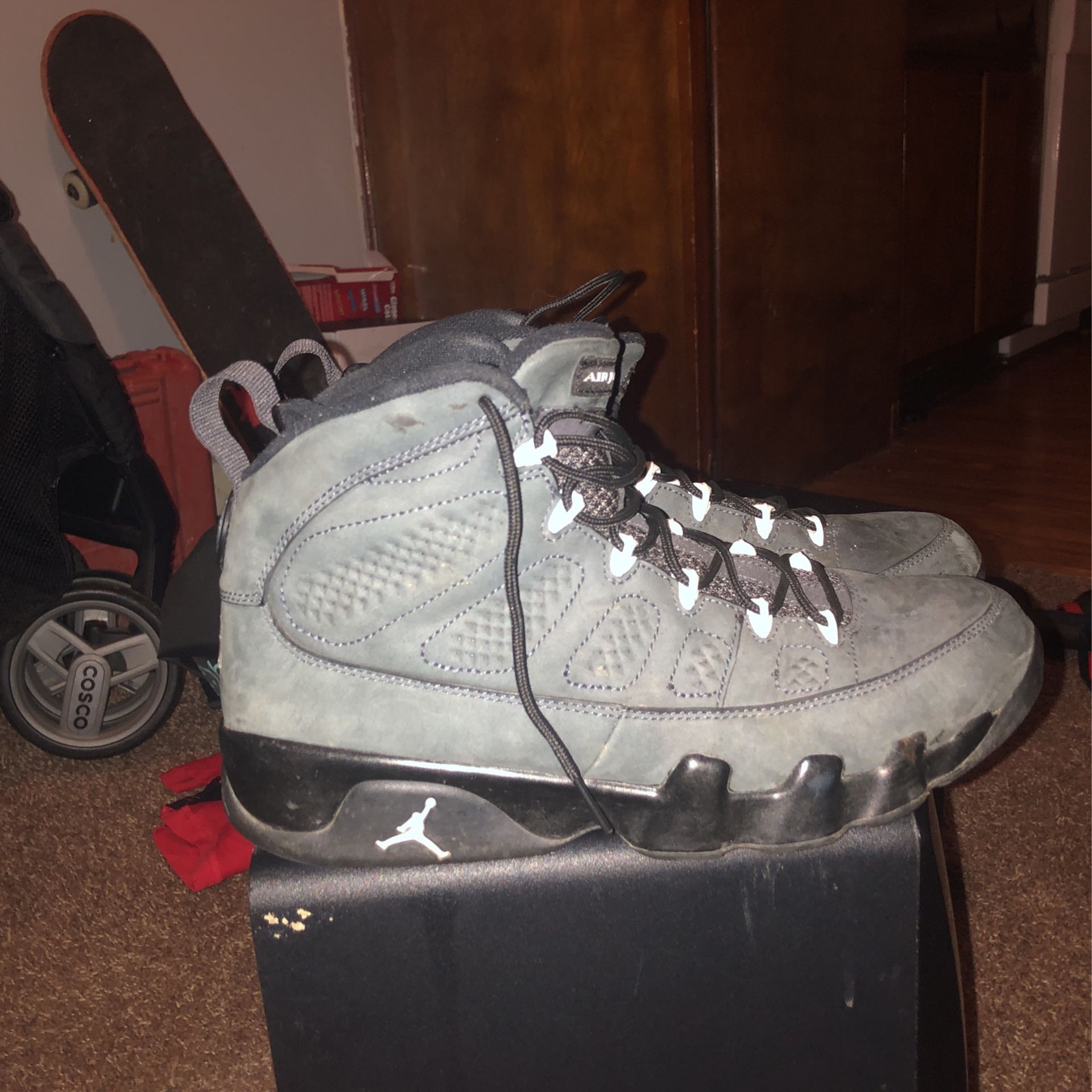 Charcoal gray nines