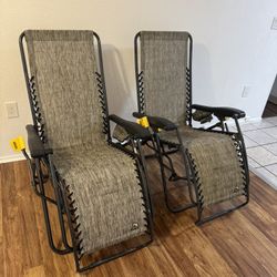 Set of 2 Gray GCI Outdoor Zero Gravity Recliner Chairs
