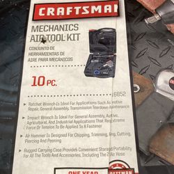 Mechanics 10 Piece Air Kit. Craftsman 