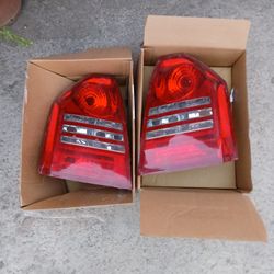 Chrysler 300 Tail Lights