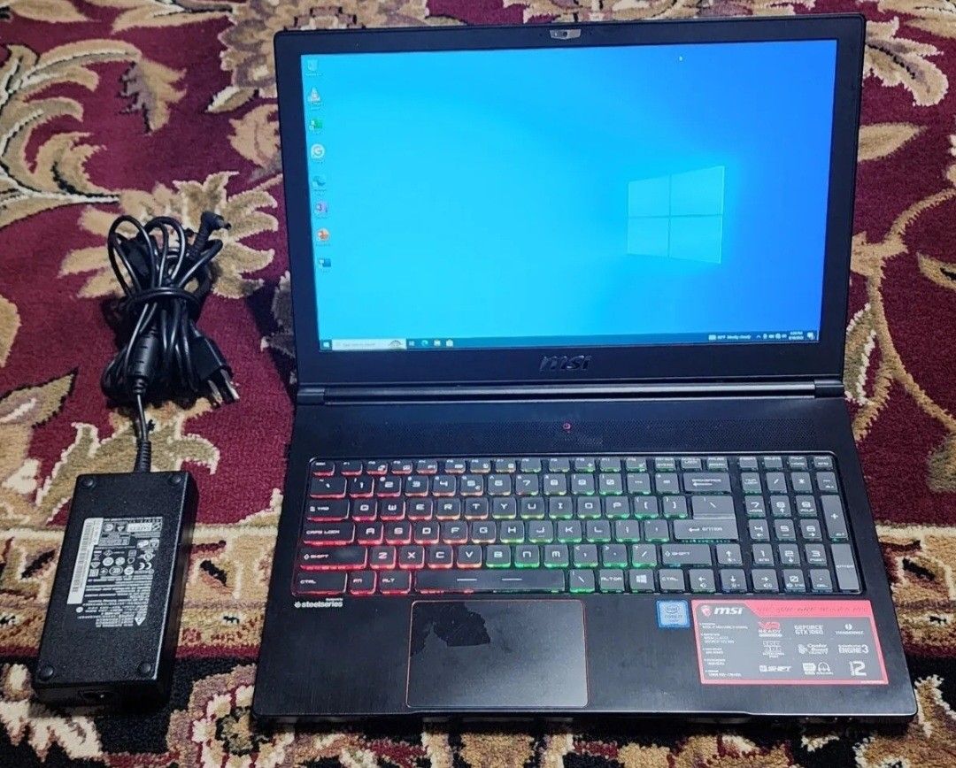 MSI MS-16K2 15.6" i7-6700HQ 2.6GHz 16GB RAM 256 SSD 512 HDD Gaming Laptop