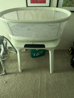 4Moms Mamaroo Sleeping Bassinet