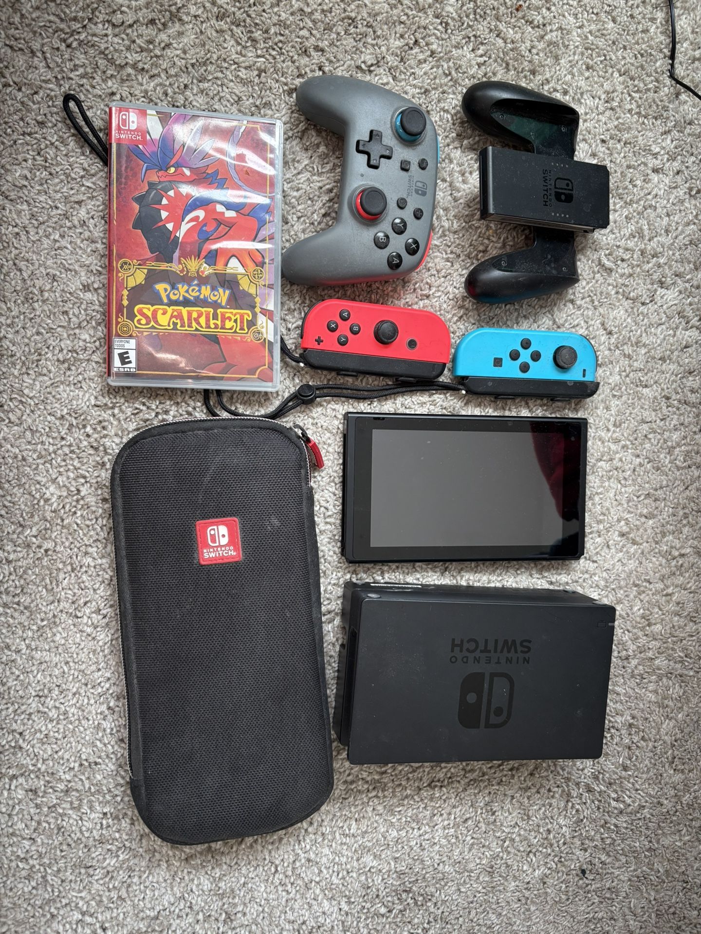 Nintendo Switch + Extras