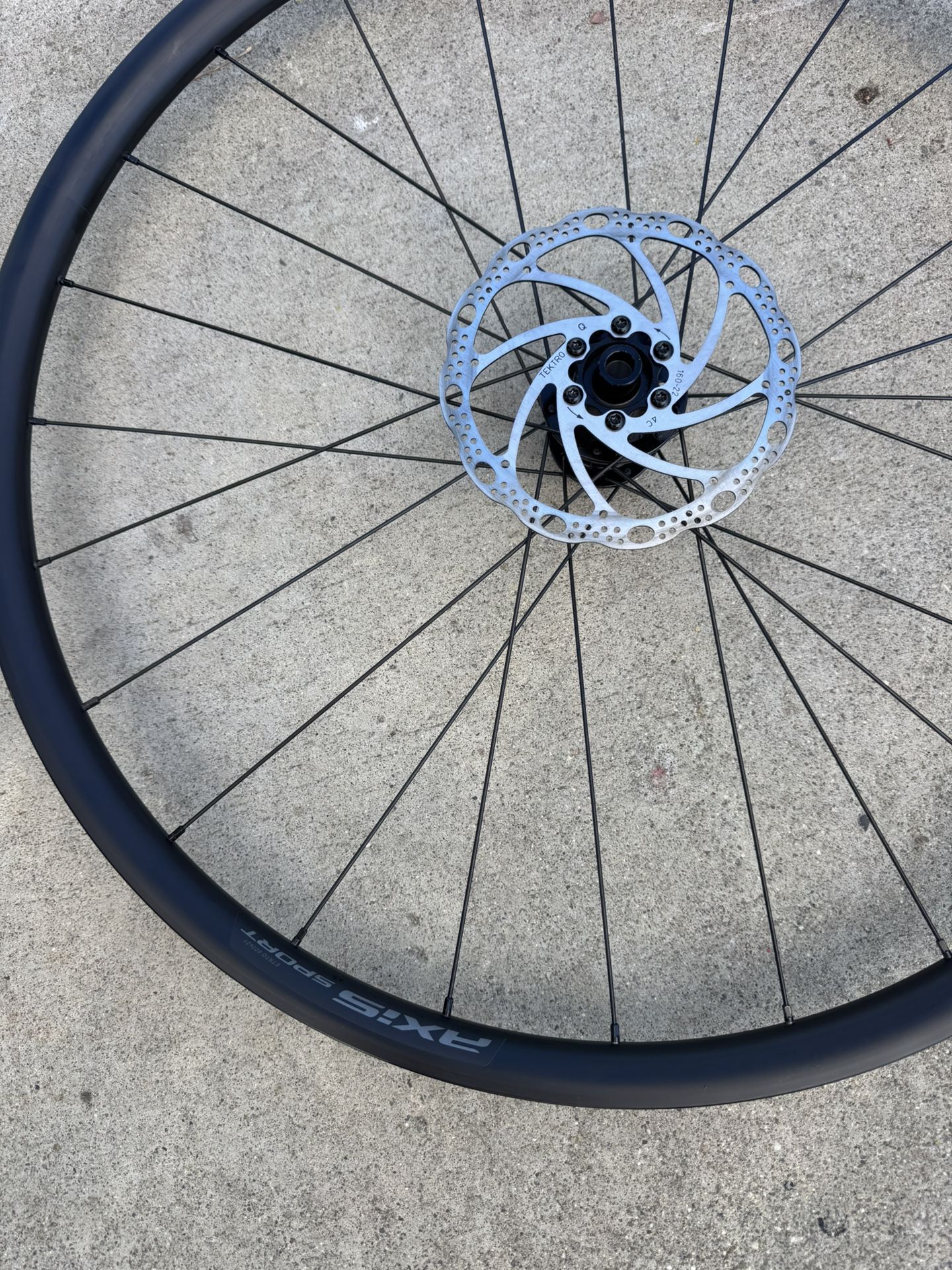 Specialized Axis Sport ETRTO 622x21 Disc Aluminum Clincher Wheel