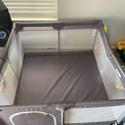 Baby Play Pen 