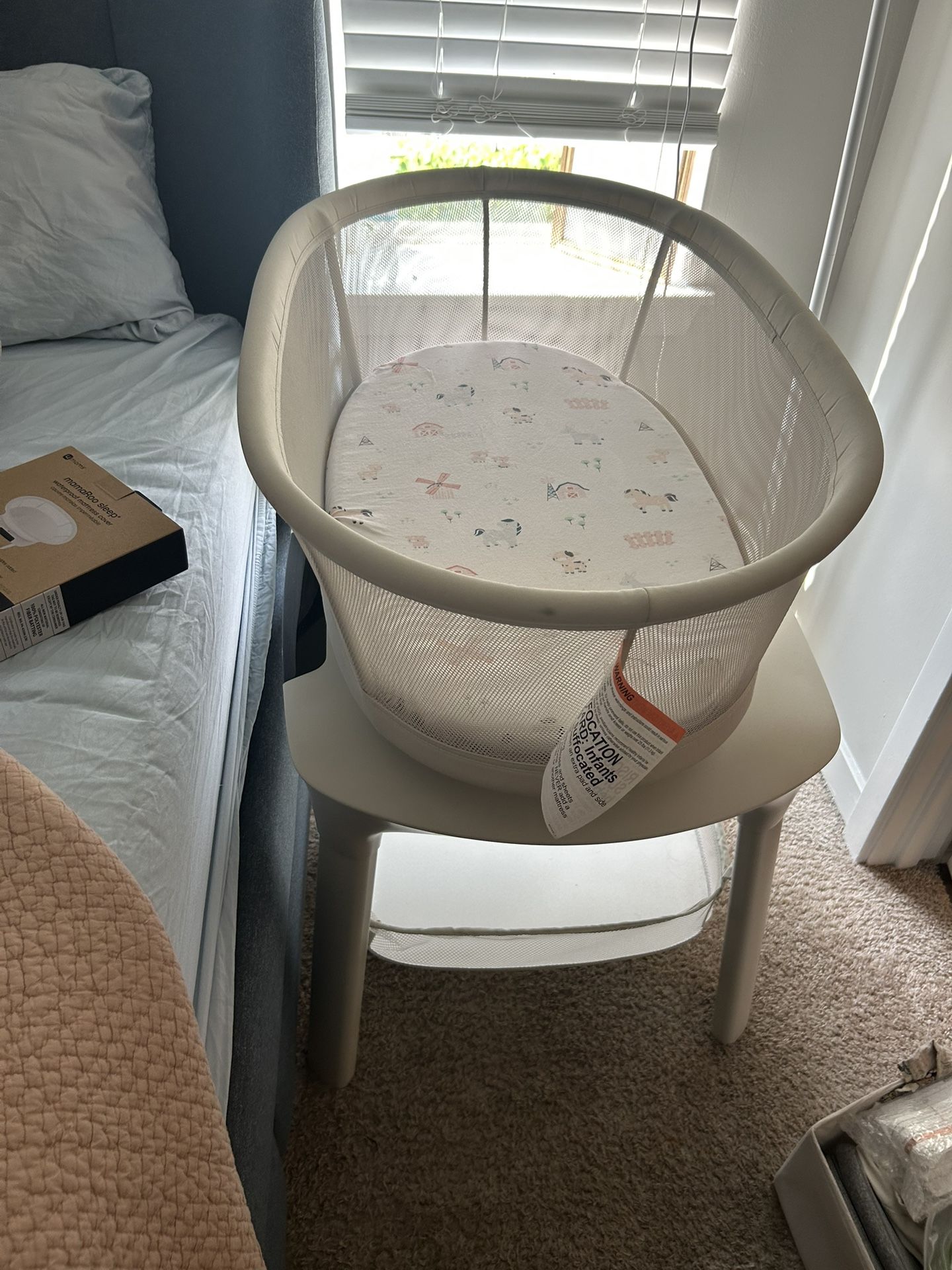 4moms Bassinet With Mattress Storage Space And Brand New Mattress Cover