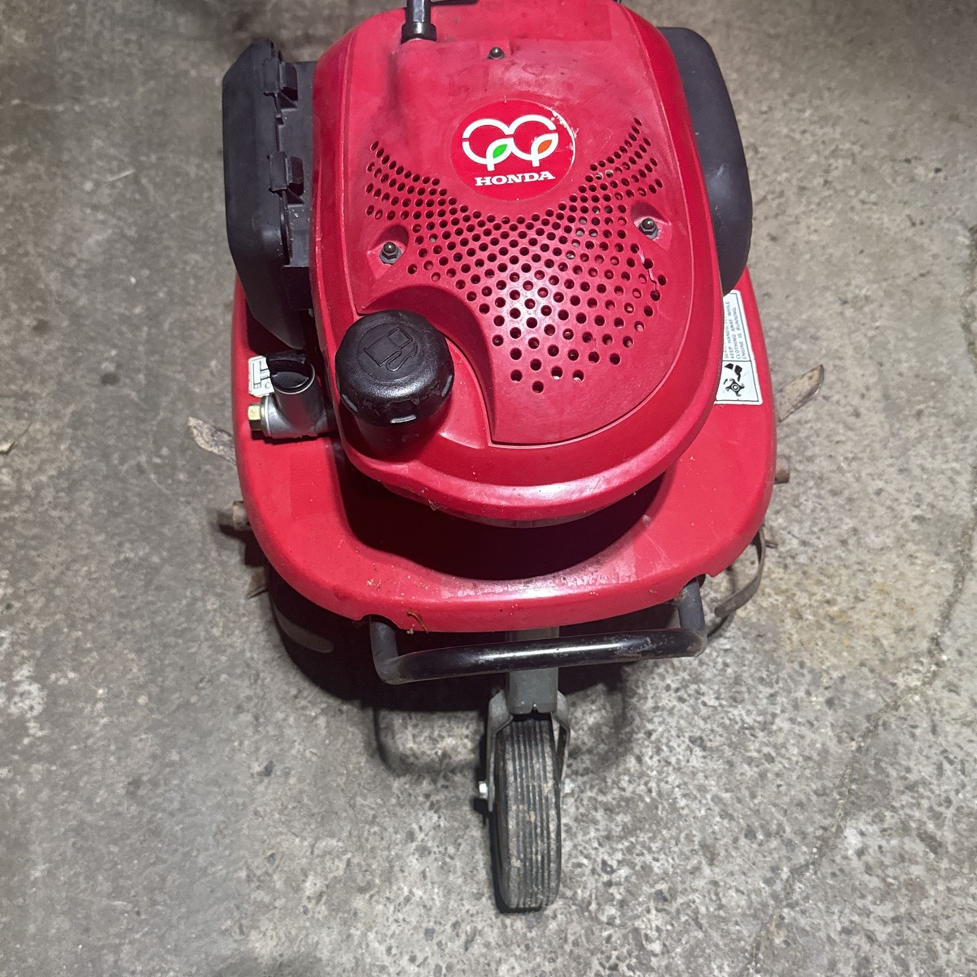 Honda F220 Triller