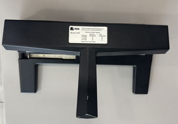 Heavy Duty Hole Puncher