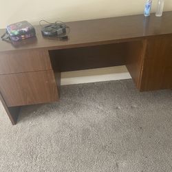 Desk. Serious Buyers only. Still Up, Still Available. 