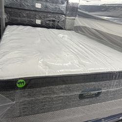 QUEEN SIZE SIMMONS BEAUTYREST HARMONY LUX PILLOW TOP MATTRESS & BOX SPRING BED SET