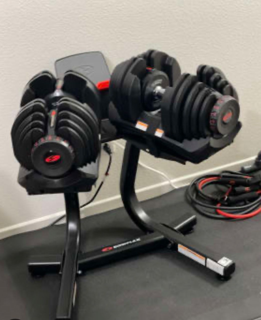 Bowflex 1090 Dumbbells With Stand New!