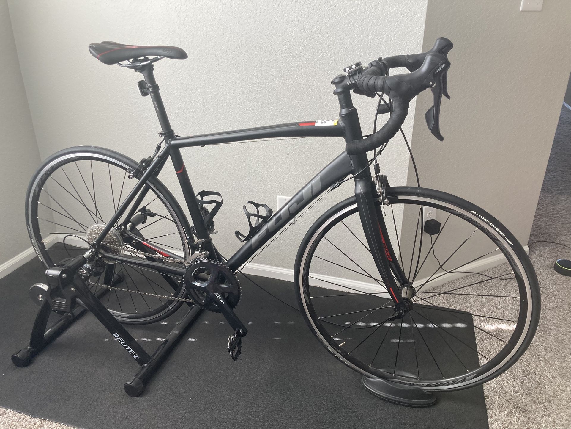 Fuji 2.1 Road Bike
