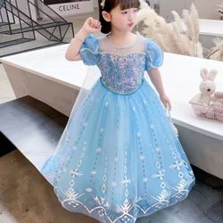 Light Blue Princess  Dress. Size 5/6T