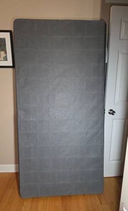 Twin size box spring in good condition