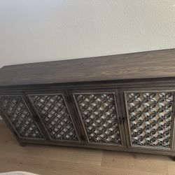 Credenza