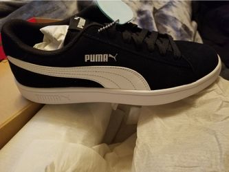 Black Suede PUMAS