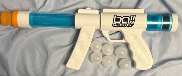 Ball Blaster Toy Pump Action Foam Ball Gun with 6 Balls