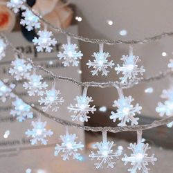 Elevate Your Holidays with Christmas Snowflake String Lights: 20ft, 40 LED Fairy Lights for Magical Indoor/Outdoor Decorations