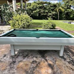 Outdoor Pool Table 