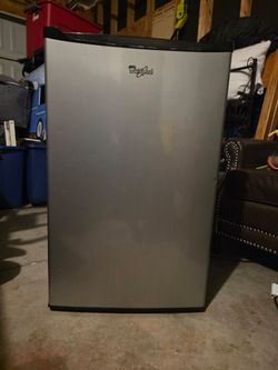 Whirpool Mini Fridge
