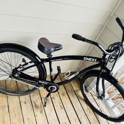 EUC Genesis Onex Black Beach Cruiser Bike 29” W/ 2 New locks And LED Lights