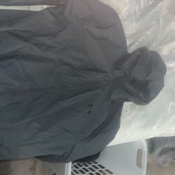 UA Men’s Storm proof Lined Rain Jacket 