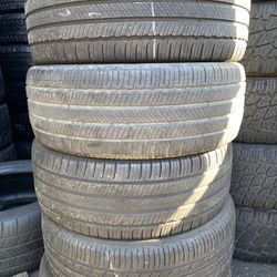 235/45R18 Marca Michelin En Perfectas Condiciónes De Vida