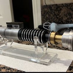 Vader's Sabers Weathered Luke Skywalker Neopixel Lightsaber (proffie)