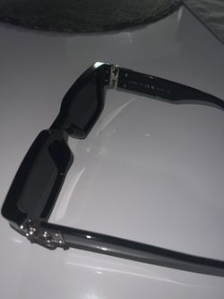 LV Sunglasses Z1414e BRAND NEW For 650 for Sale in Miami, FL  display picture 1