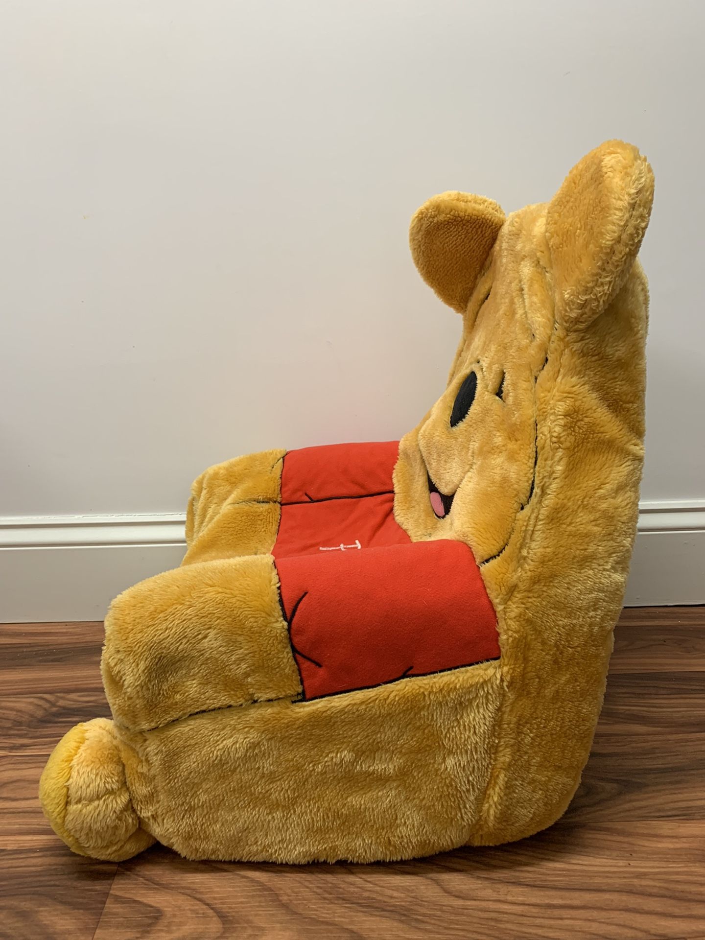 Vintage Disney Winnie The Pooh Kids Child Toddler Foam Plush Chair