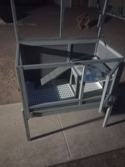 Rabbit hutch