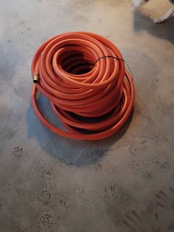 Commercial hose 100feet 3/4" husky