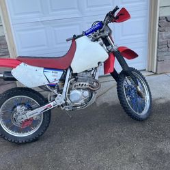 2003 xr250