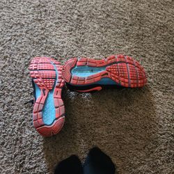 Nike Tennis Shoes