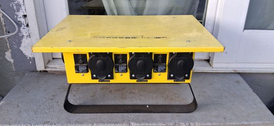 portable power  distribution box