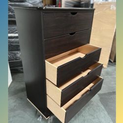5 Drawer Dresser 