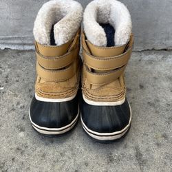 Sorel Kids Snow Boots Size 7
