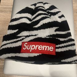 NEW Supreme Zebra Box logo beanie 100% Authentic