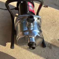 utiliTech 1 Hp Lawn Pump 