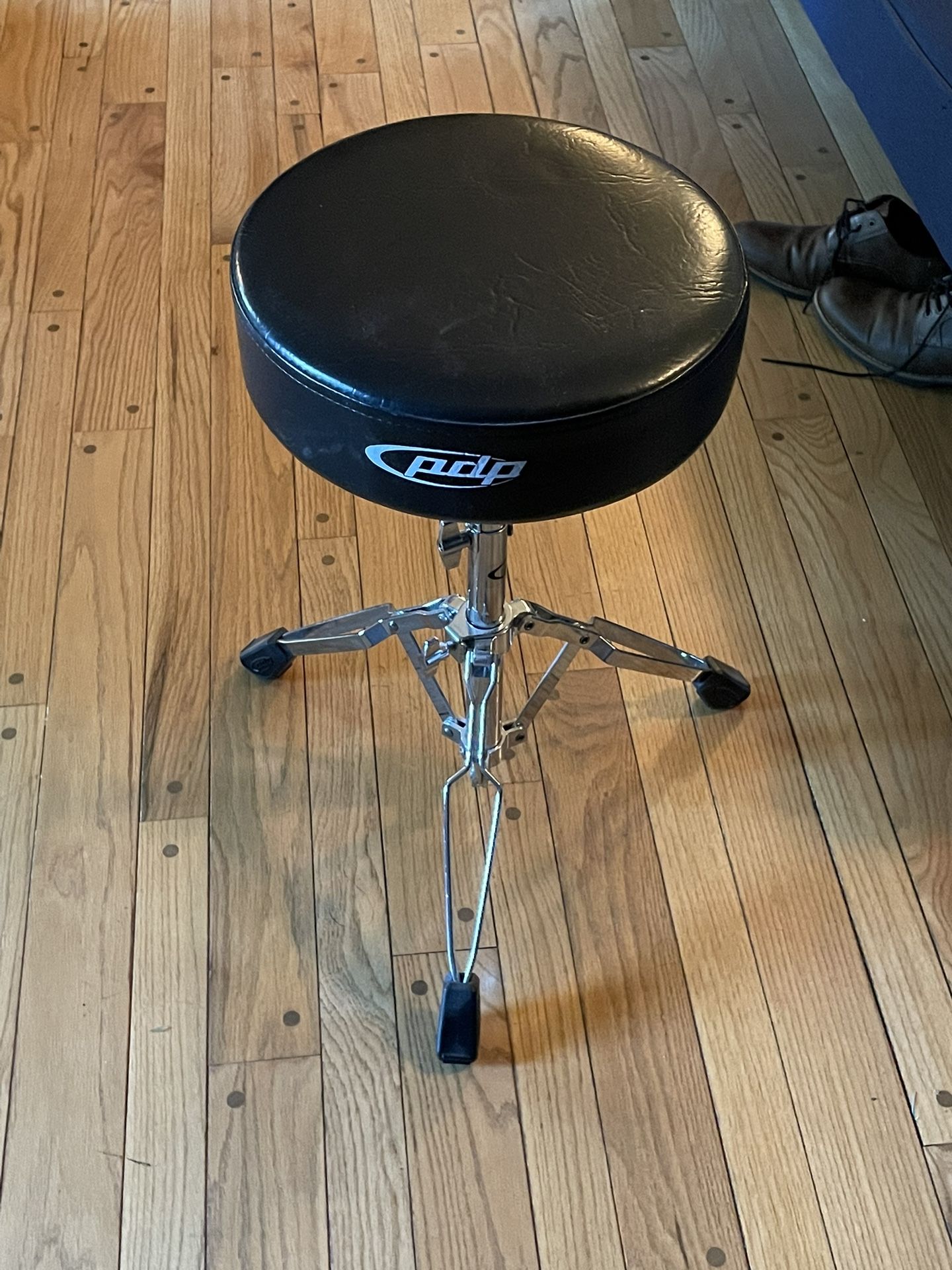 Drum Throne